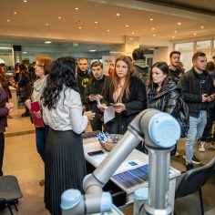 Bursa locurilor de muncă pentru studenți