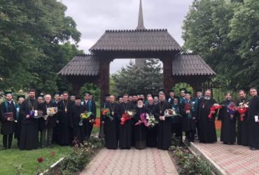 Festivitatea de absolvire a celei de-a 25-a promoții la Facultatea de Teologie Ortodoxă din Arad