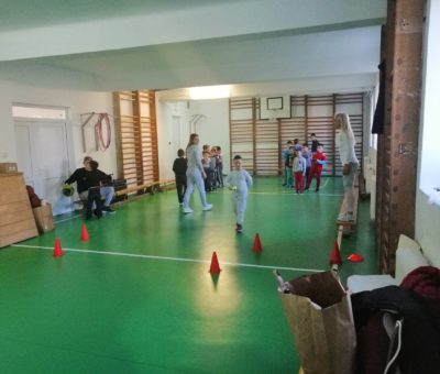 Activităţi diverse sportiv recreative jocuri de mişcare şi demonstraţie de ju jitsu 4
